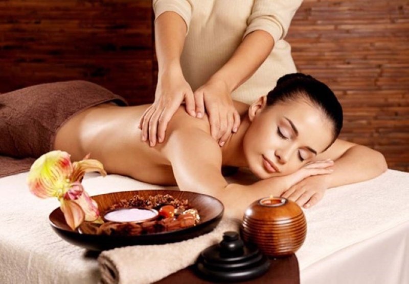 Dịch vụ massage tại nhà quận 3 là giải pháp chăm sóc sức khỏe tại nhà cho bạn.