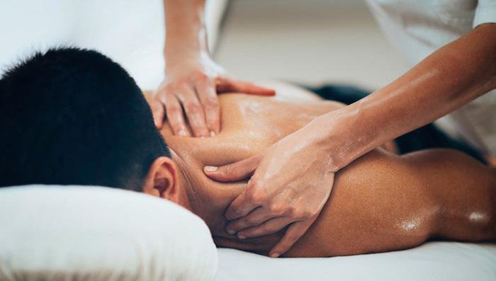 Massage tại nhà quận 1 thư giãn theo phương pháp trị liệu thủ công Massage tại nhà quận 1 thư giãn theo phương pháp trị liệu thủ công